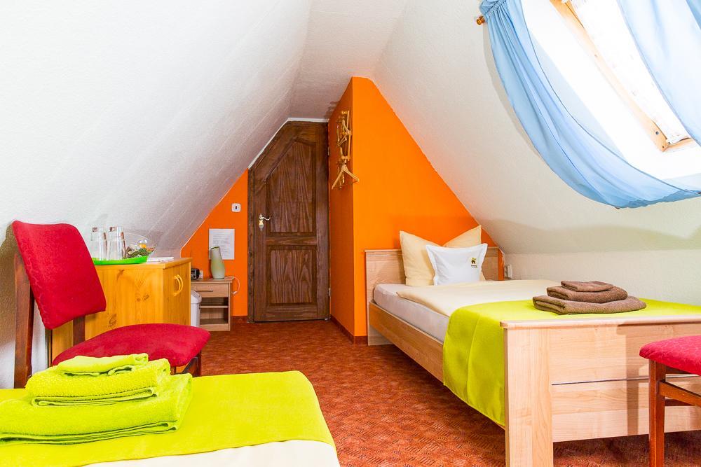 Kraeuterhotel Garni Zur Klostergrotte Nohra  外观 照片