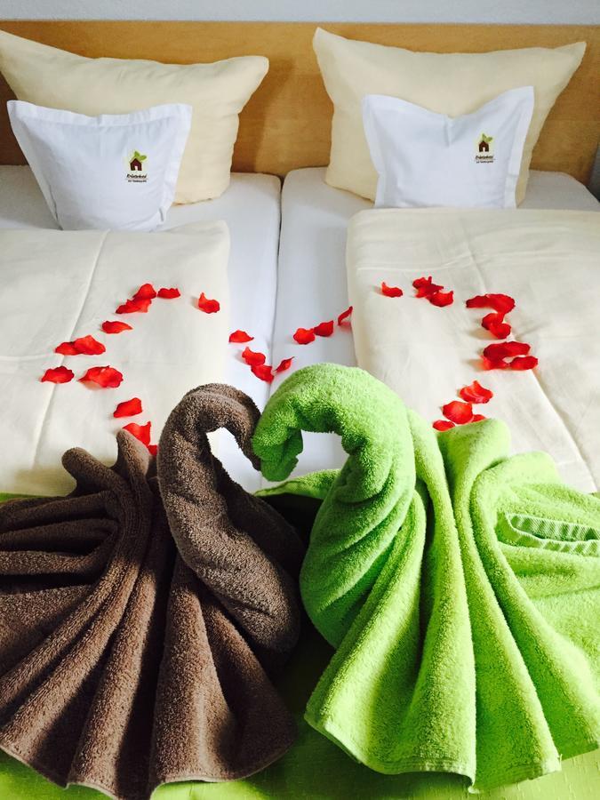Kraeuterhotel Garni Zur Klostergrotte Nohra  外观 照片