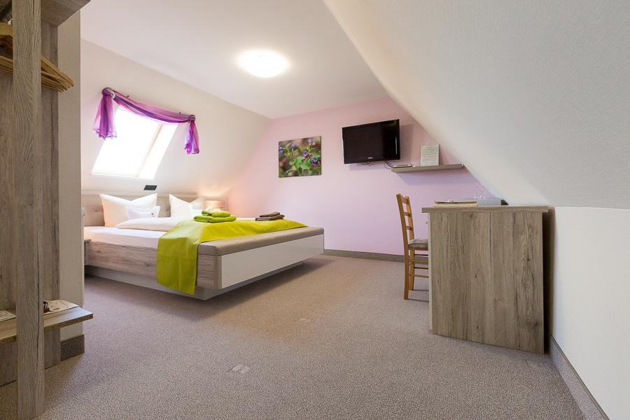 Kraeuterhotel Garni Zur Klostergrotte Nohra  外观 照片
