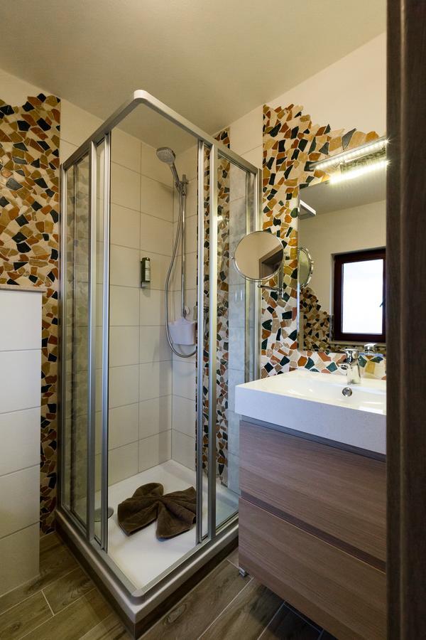 Kraeuterhotel Garni Zur Klostergrotte Nohra  外观 照片