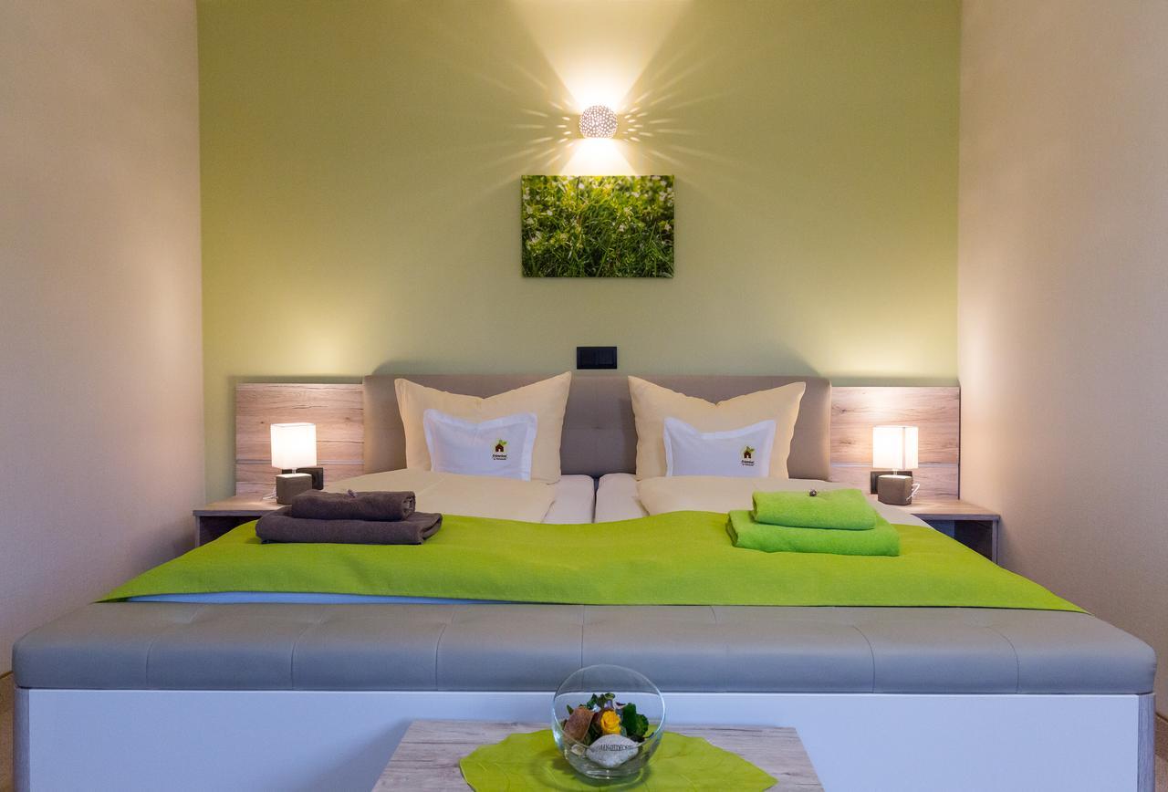 Kraeuterhotel Garni Zur Klostergrotte Nohra  外观 照片